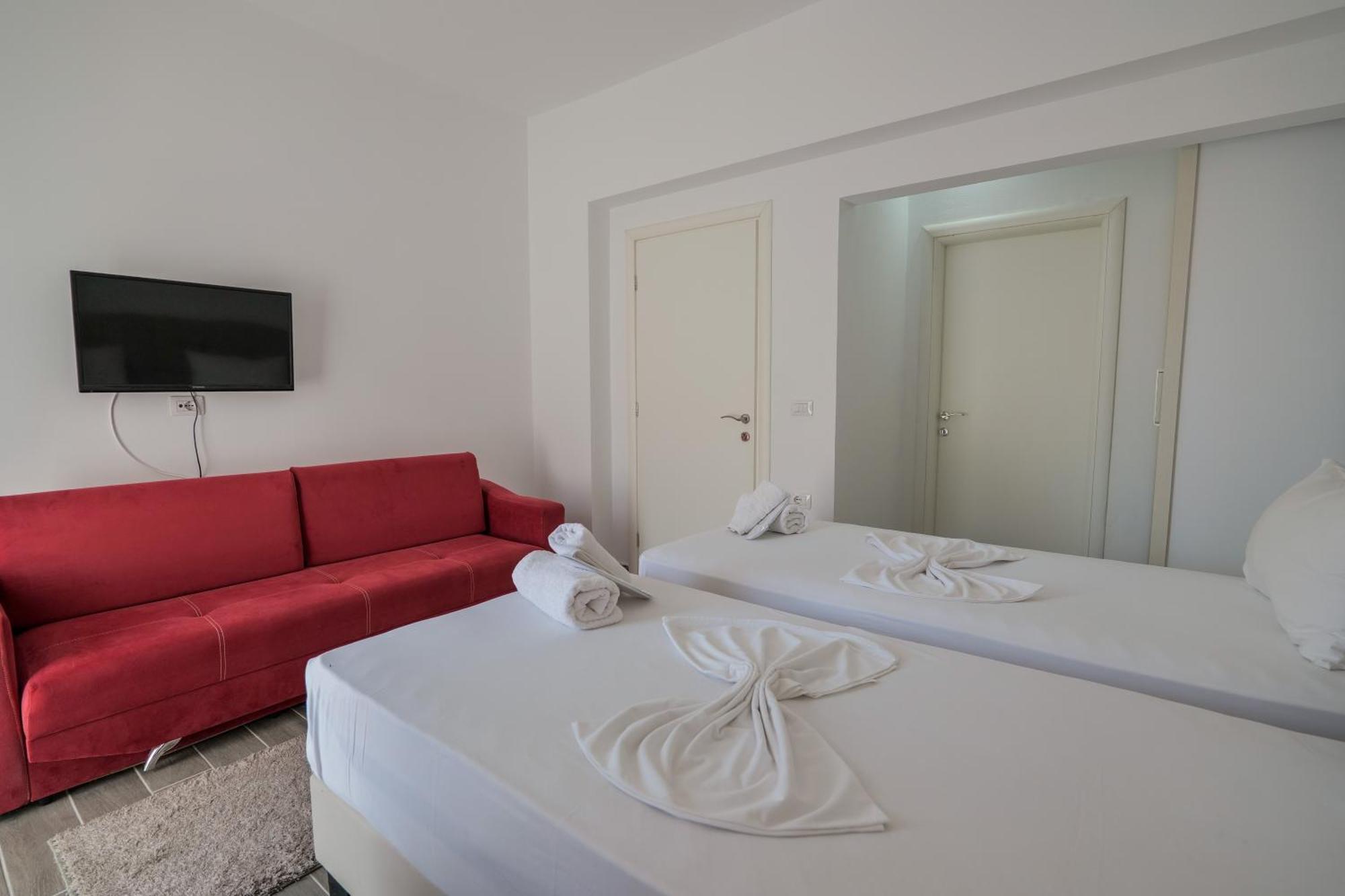 Sunrays Hotel