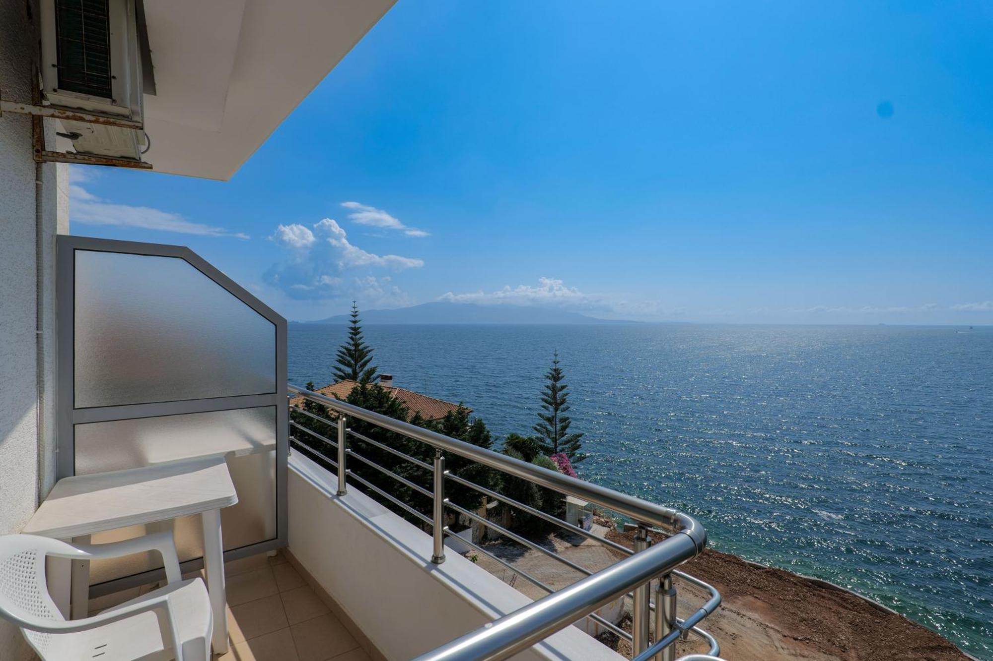 Hotel Sunrays Saranda